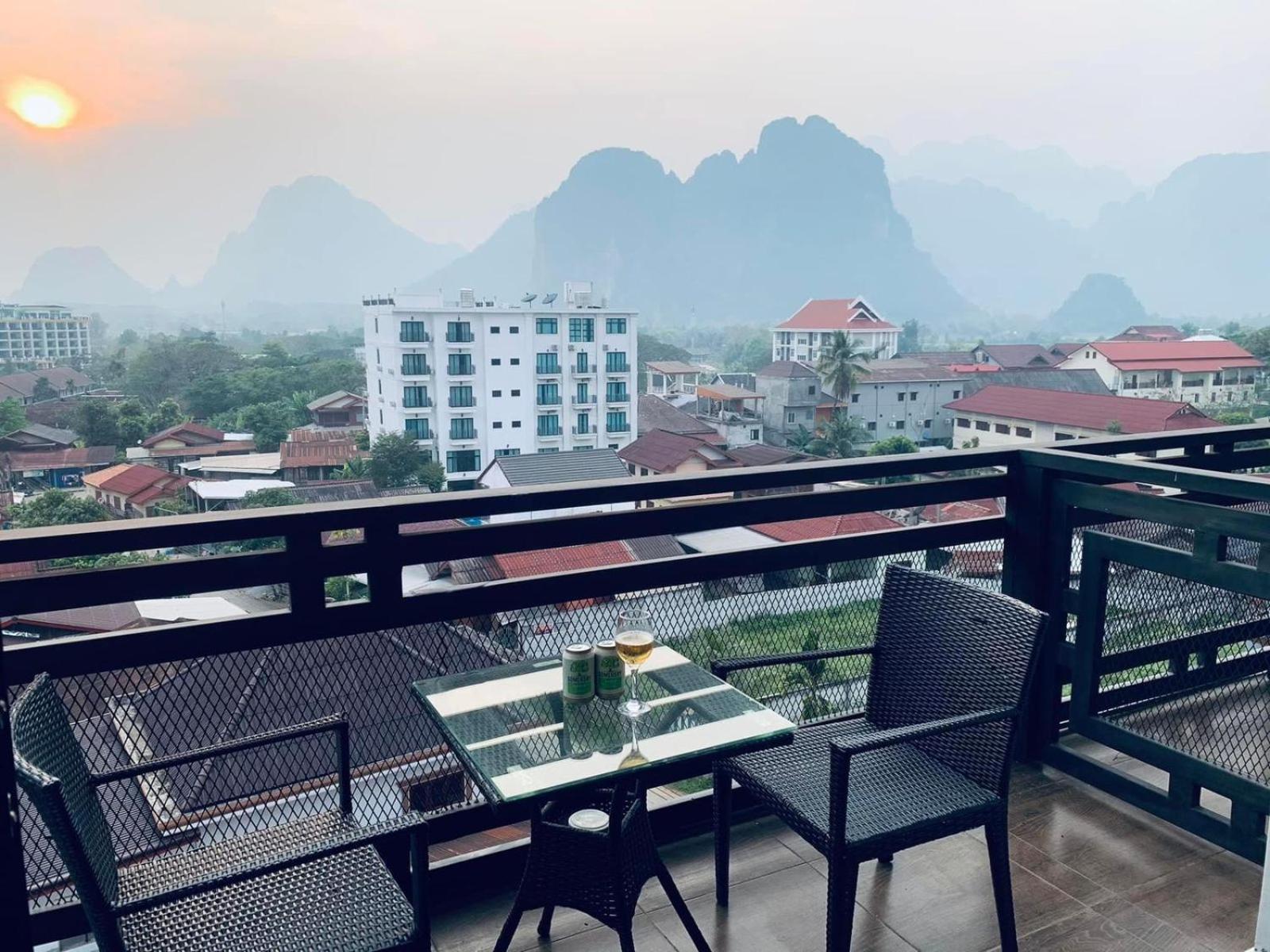 Vang Vieng Topview Hotel Exterior foto
